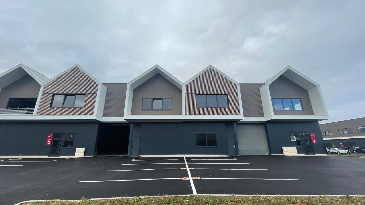 Local d'activité Flins-sur-Seine 886m² Vente local d'activité Flins-sur-Seine Yvelines OVACT2317160 2